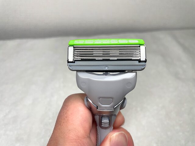 シック極敏感肌用の刃
