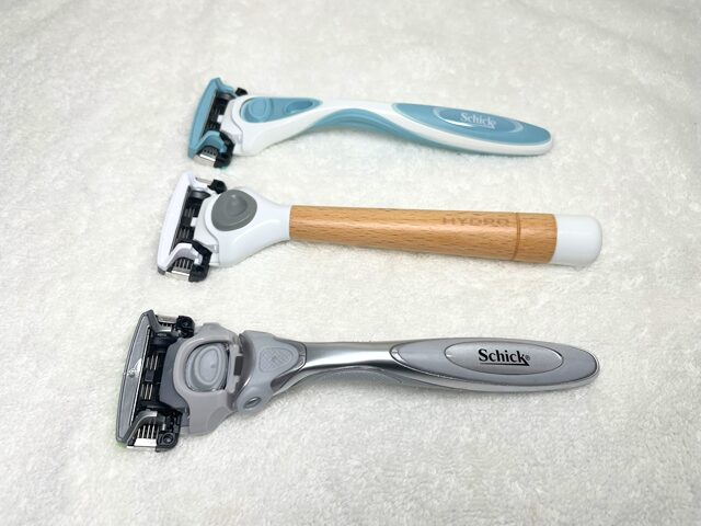 すべりのいいカミソリ